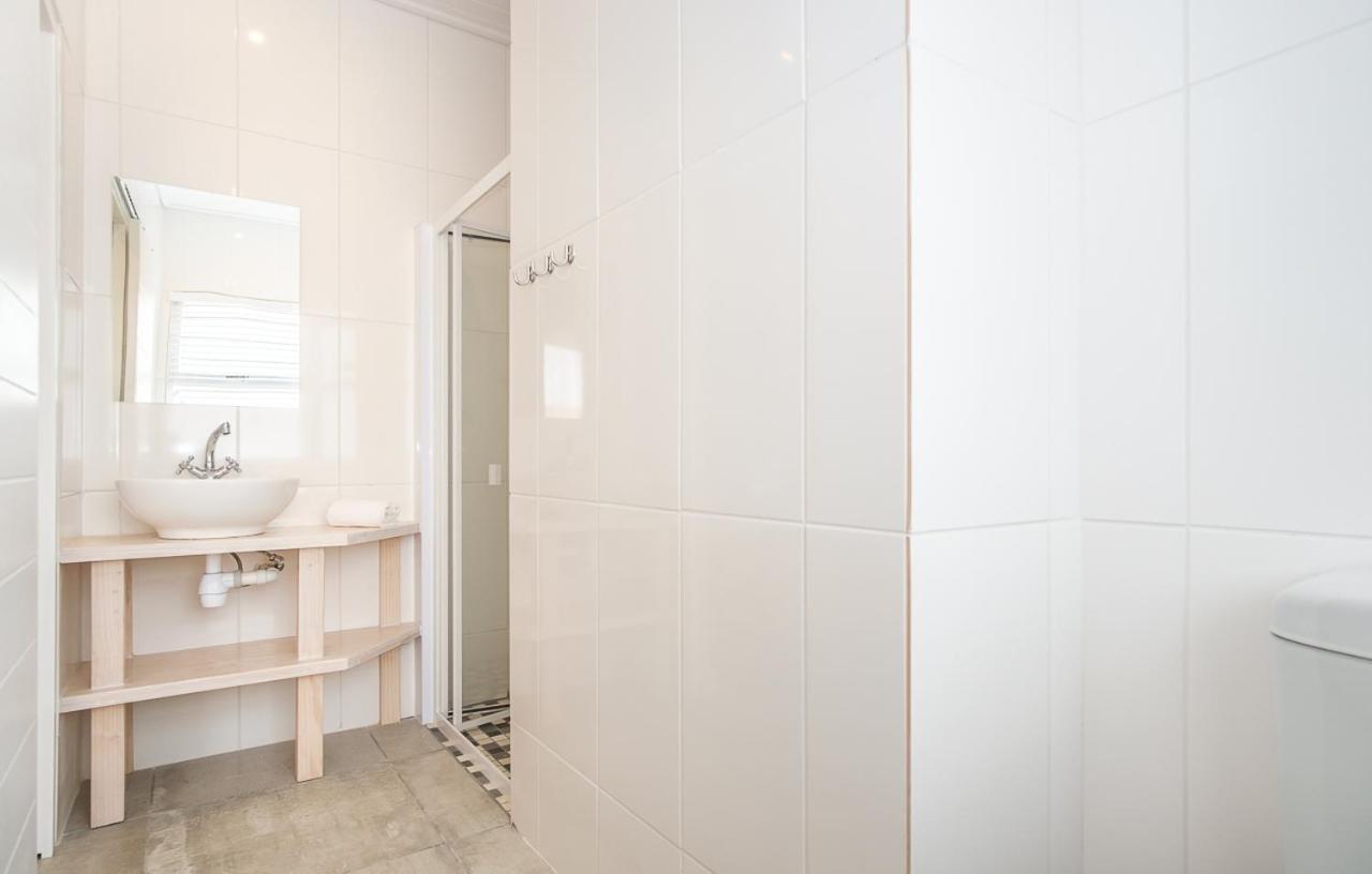 Fork West Holiday Apartments 엘란즈 베이 외부 사진