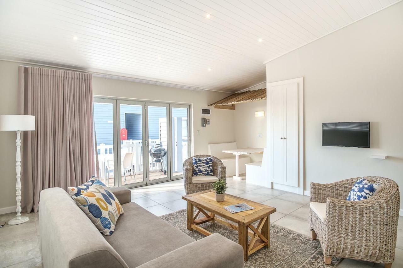 Fork West Holiday Apartments 엘란즈 베이 외부 사진