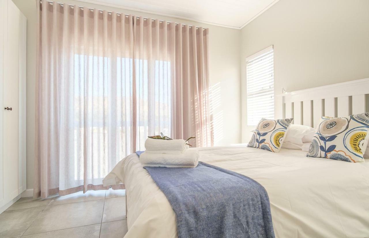 Fork West Holiday Apartments 엘란즈 베이 외부 사진