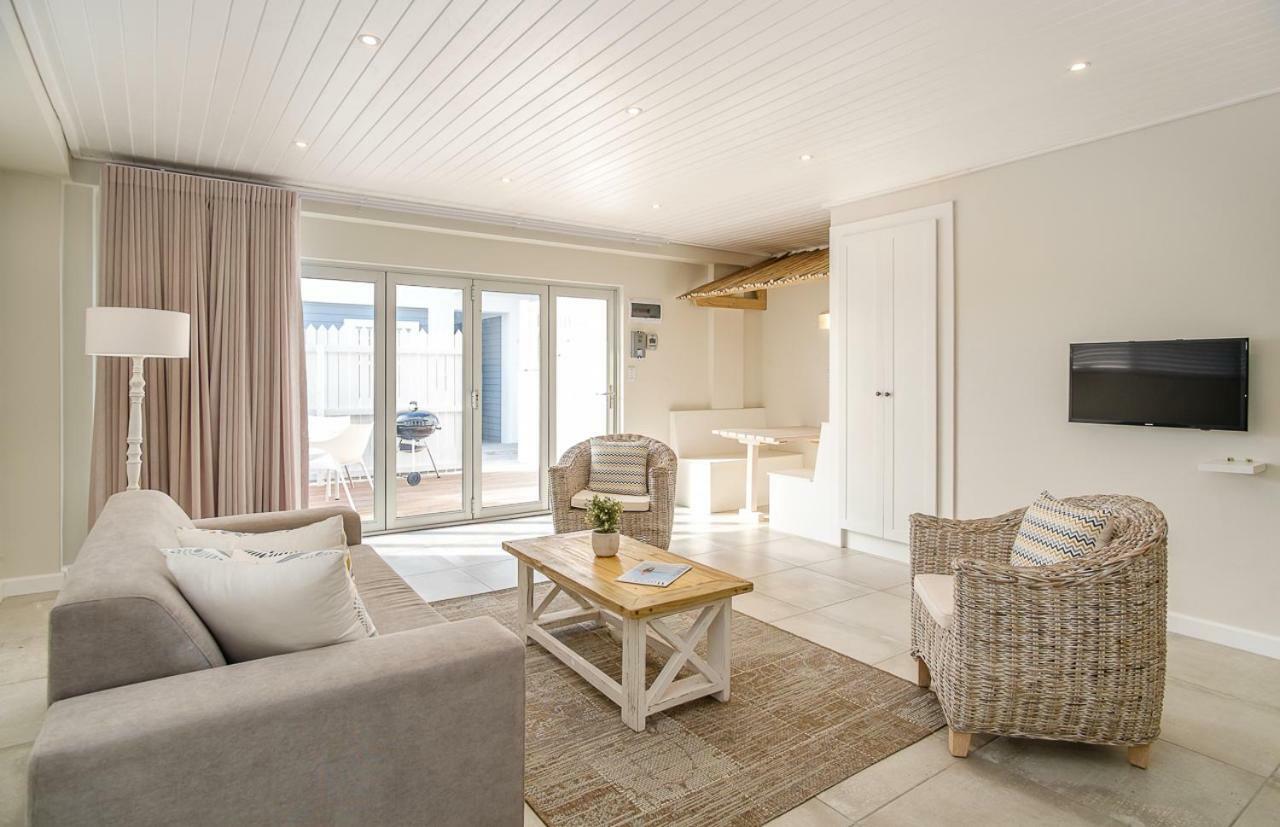 Fork West Holiday Apartments 엘란즈 베이 외부 사진