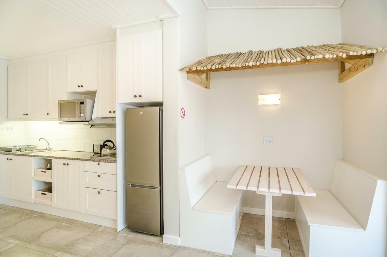 Fork West Holiday Apartments 엘란즈 베이 외부 사진