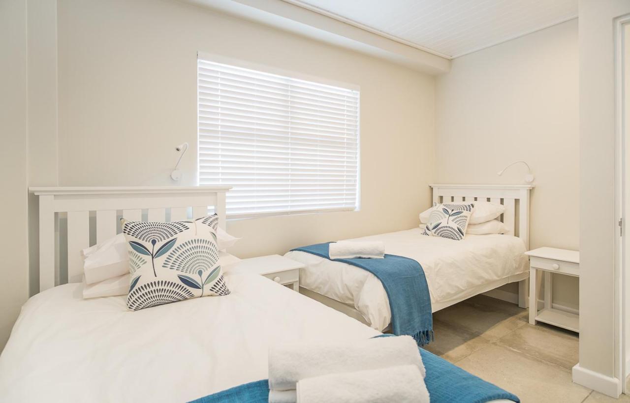 Fork West Holiday Apartments 엘란즈 베이 외부 사진